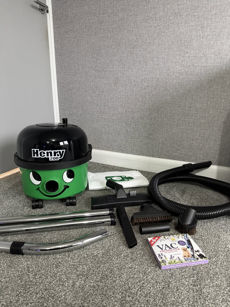 Numatic Henry HVR200 | Brand New Toolkit + 5 Bags